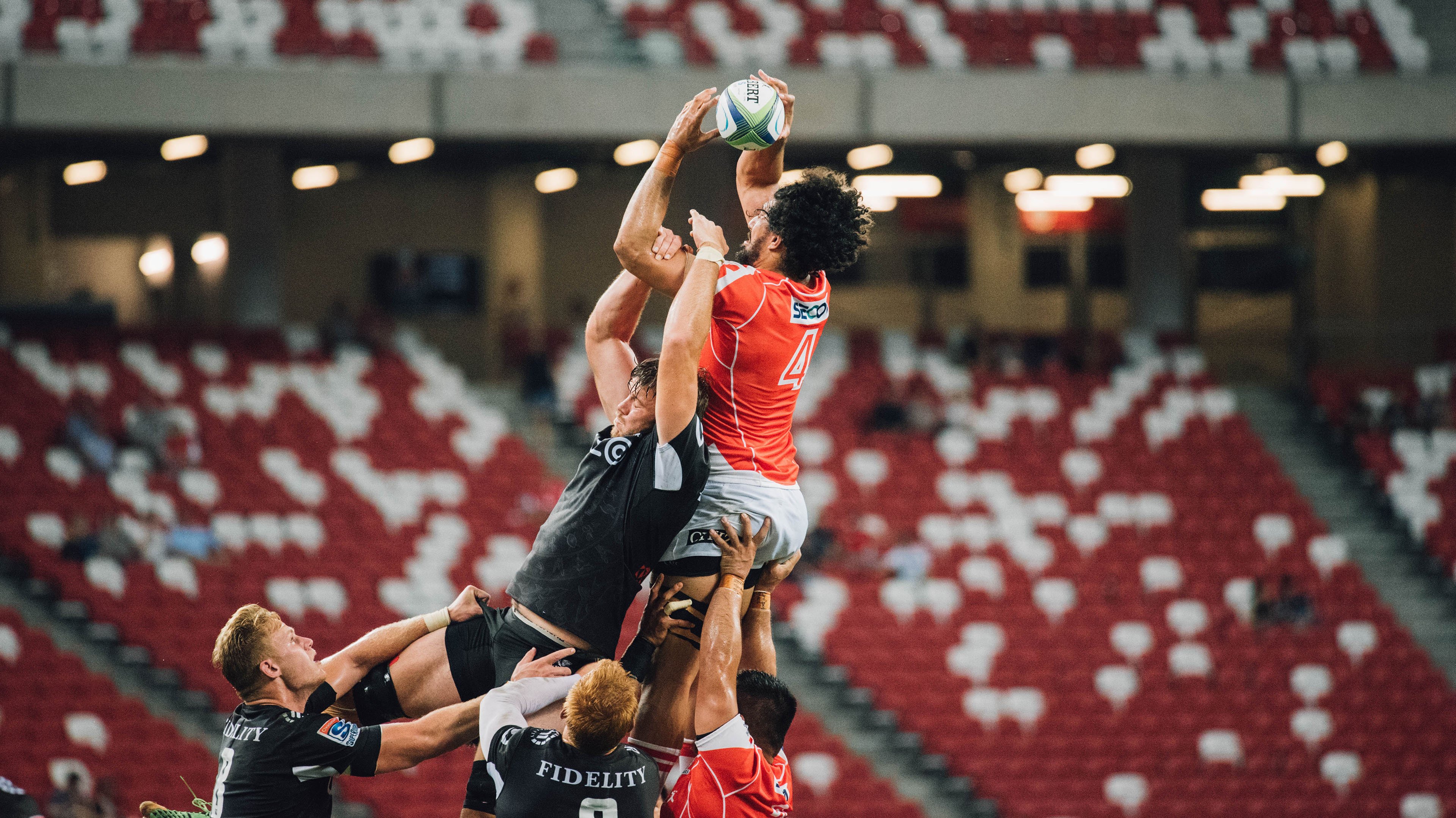 逆转与点燃,丹麦队翻盘日本队,黄鸭组合引爆赛场奇迹